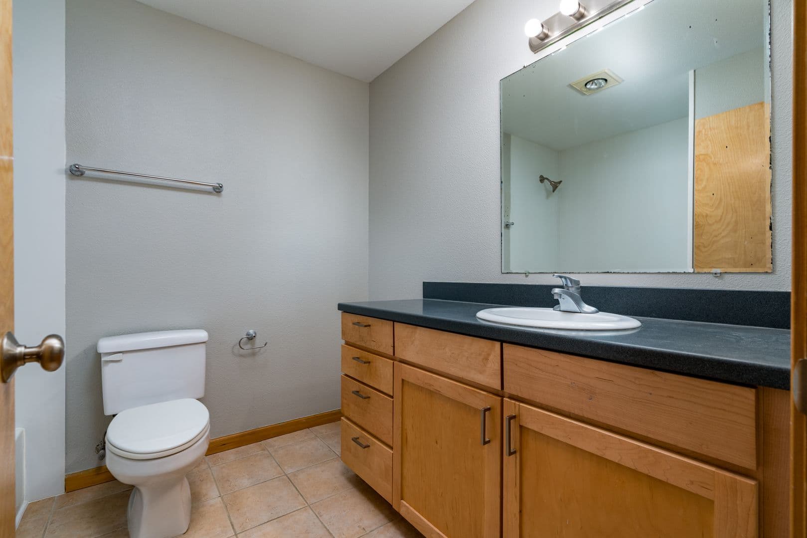 Portland House: 820 NW Naito Parkway G5