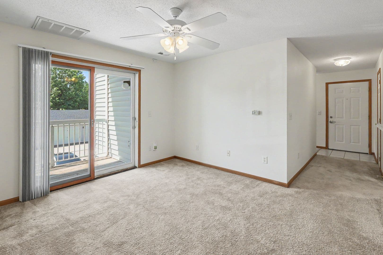Pella Apartment: 340 East 13th Street
