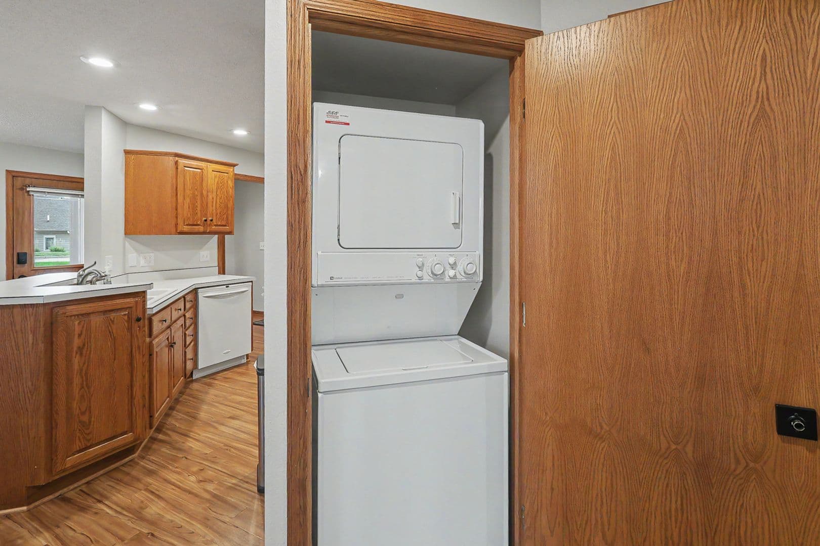 Pella House: 612 Bos Landen Drive Unit 5A