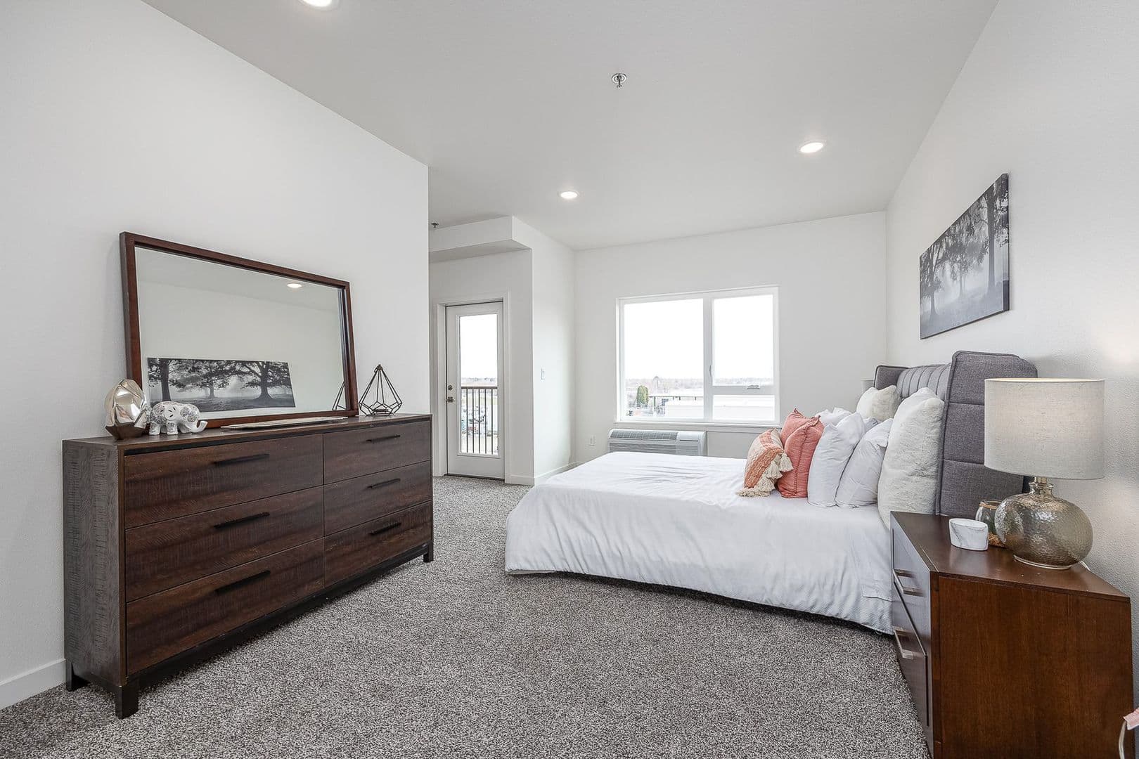 Richland Apartment: 1148 - 1156 Columbia Park Trail