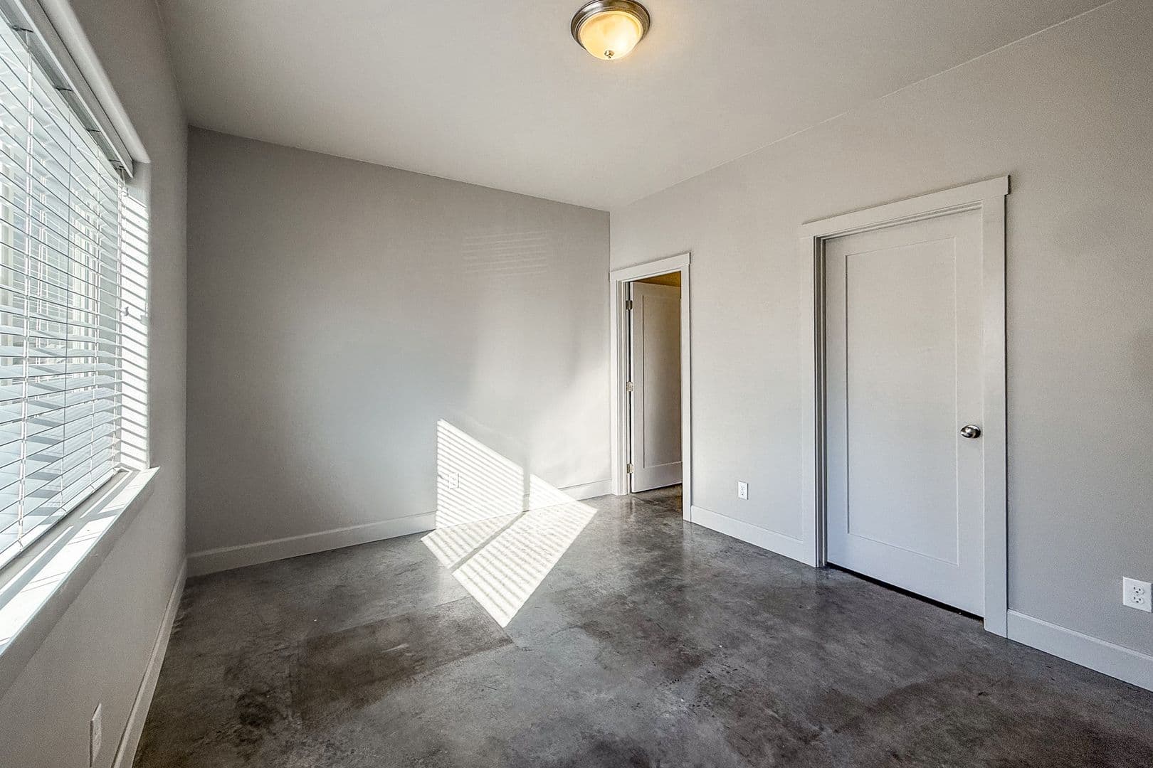 Richland Townhome: 701 Symons Street