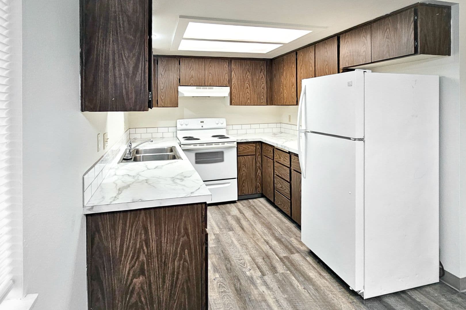 Kennewick Apartment: 801 N Tweedt St
