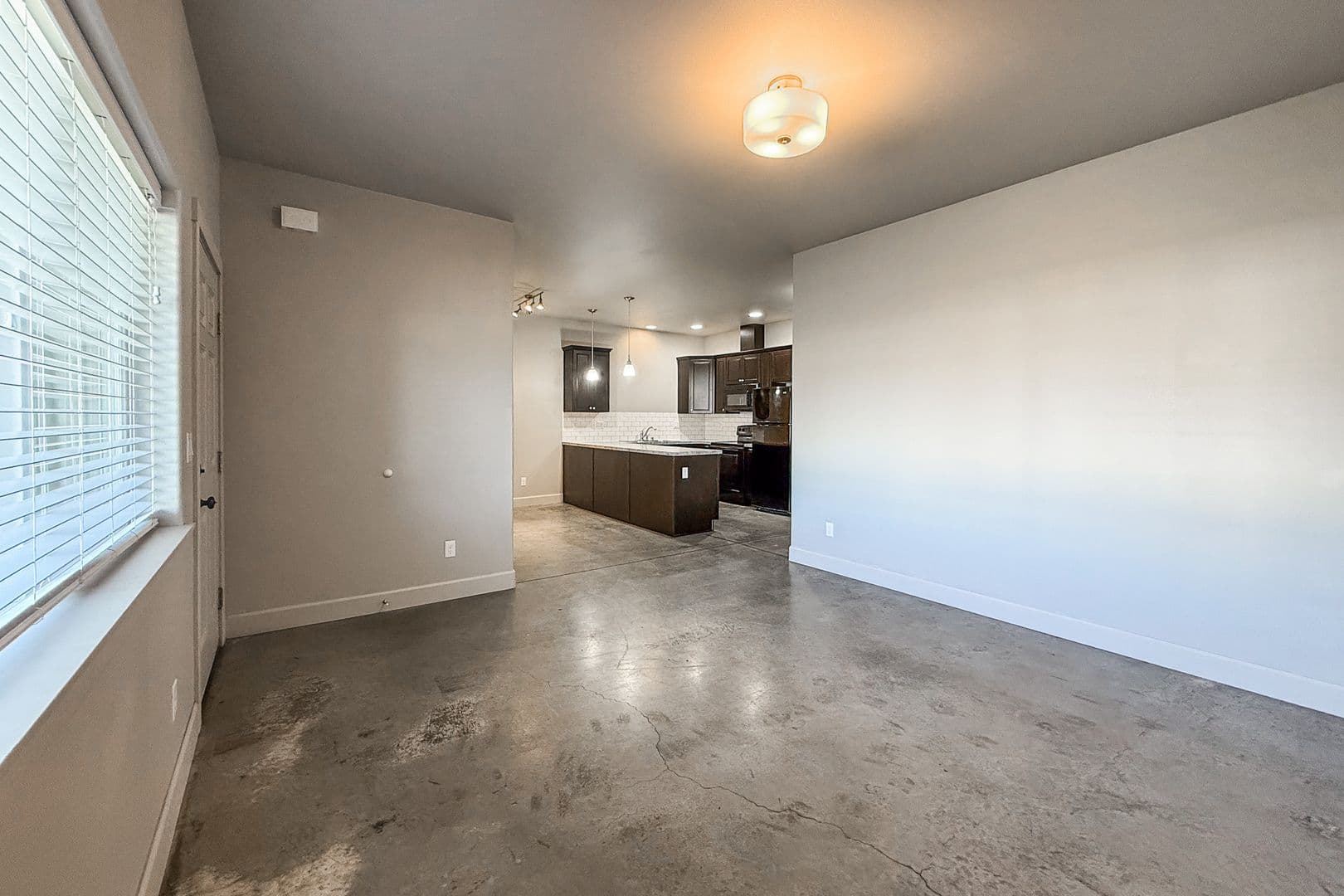 Richland Townhome: 701 Symons Street