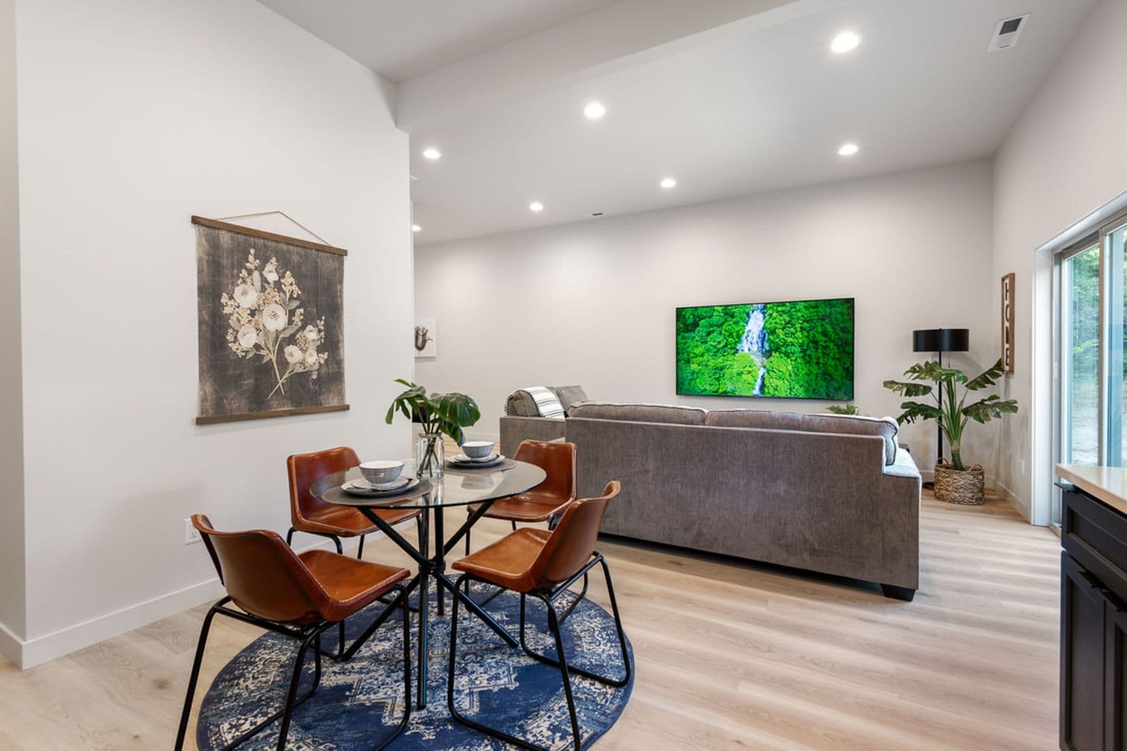 Prosser Condo: 915-959 Hidden Lane PR