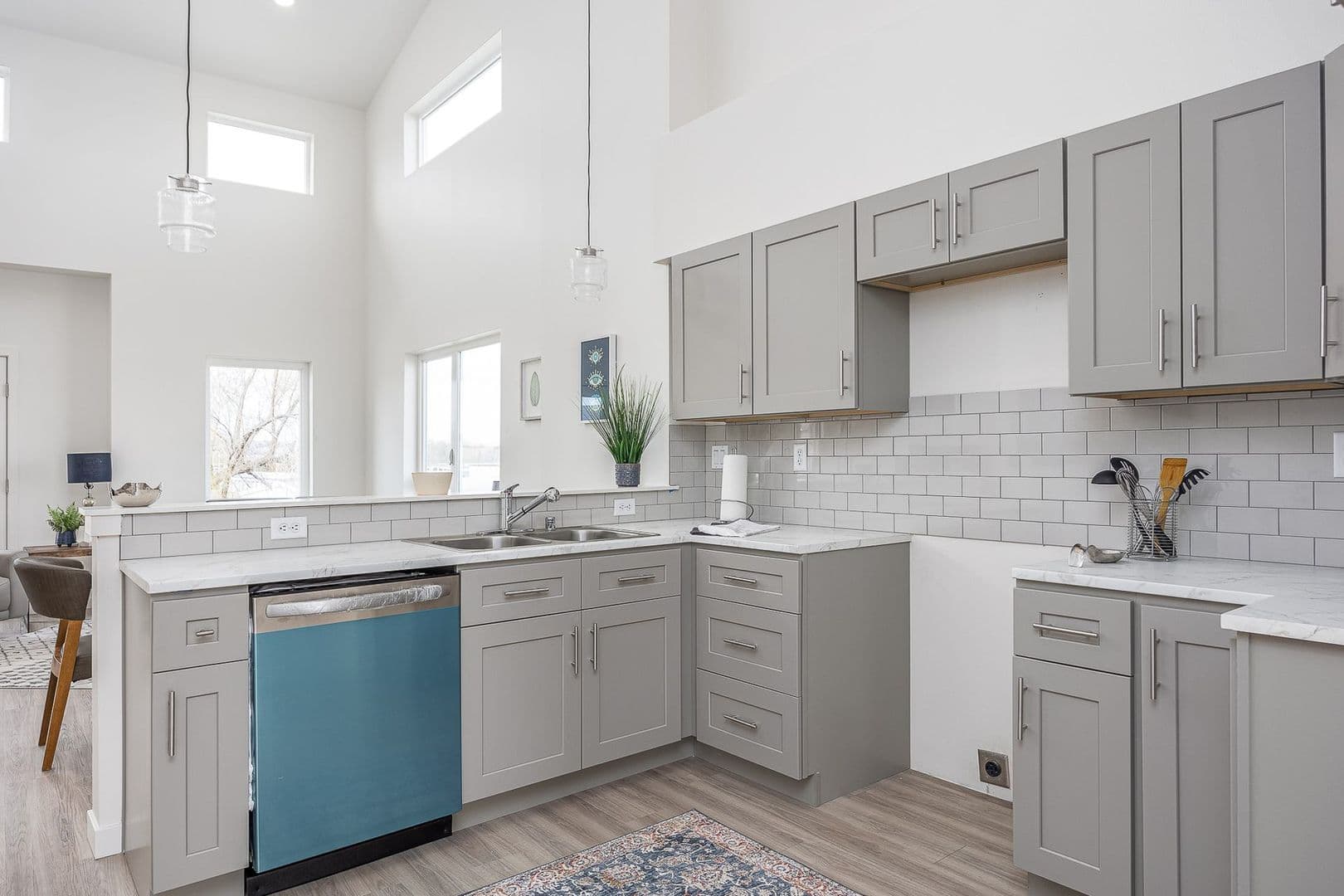 Richland Apartment: 1148 - 1156 Columbia Park Trail