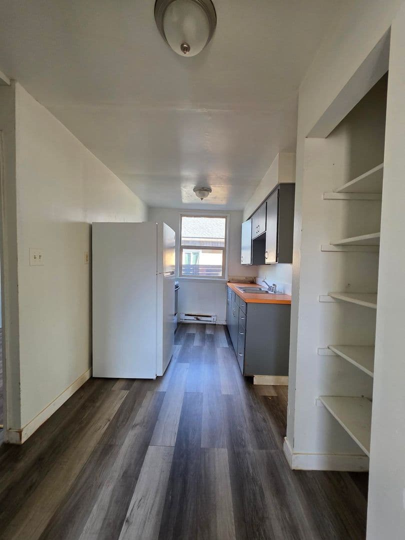 Walla Walla Apartment: 317 Chase Ave
