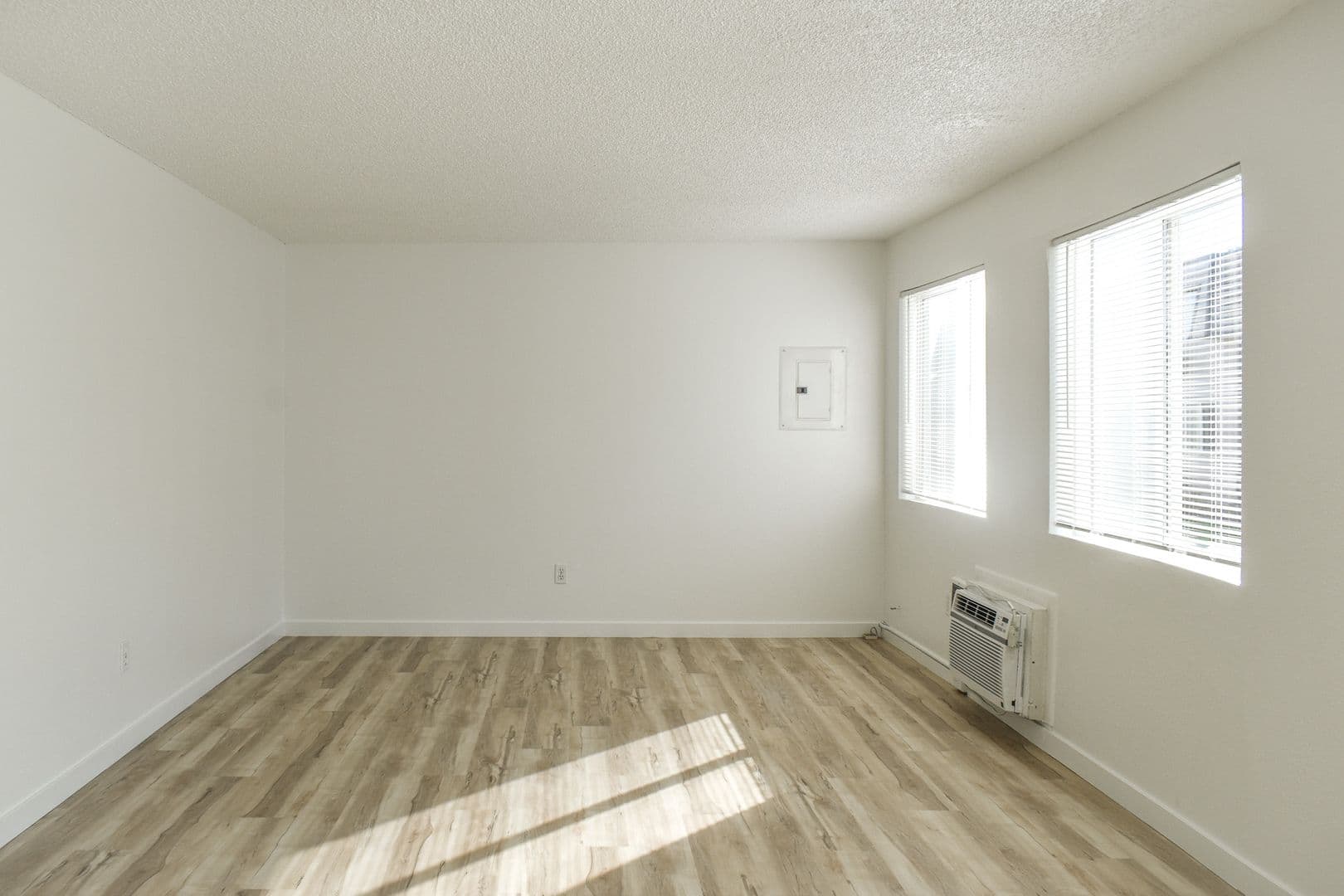 Walla Walla Apartment: 1501 W Rose Street