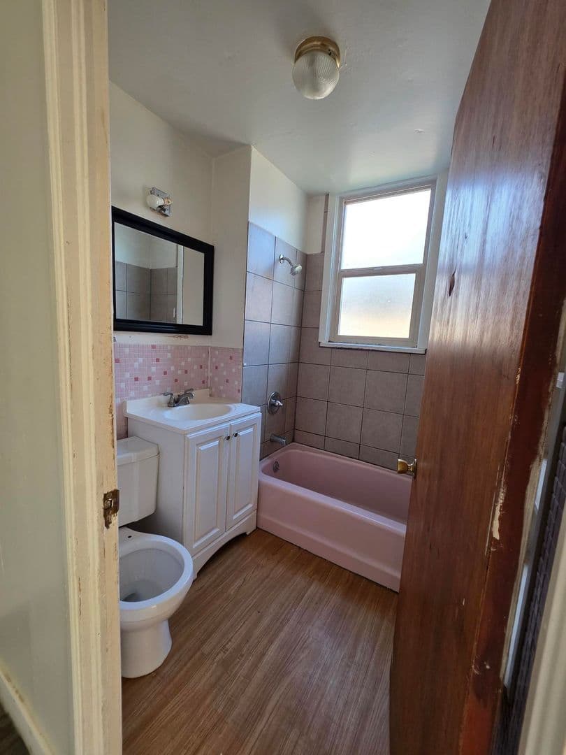 Walla Walla Apartment: 317 Chase Ave