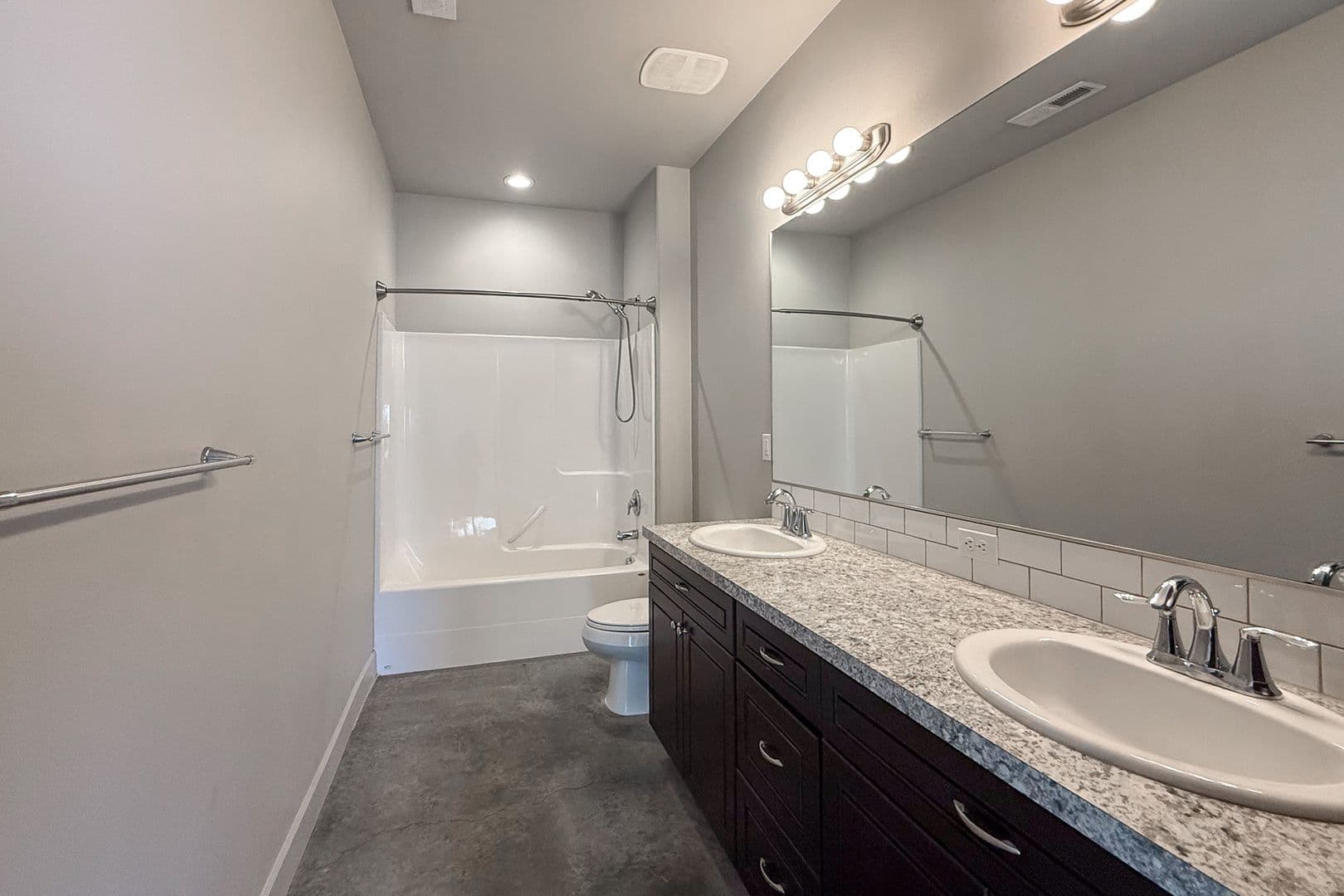 Richland Townhome: 701 Symons Street