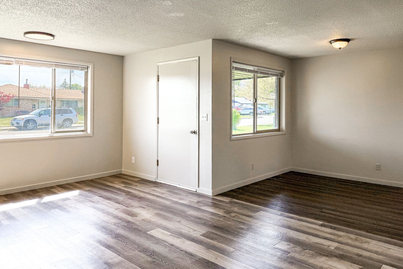 Kennewick Multiplex: 2106 W Grand Ronde Ave