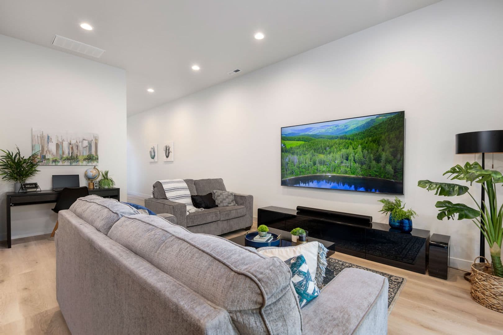 Prosser Condo: 915-959 Hidden Lane PR