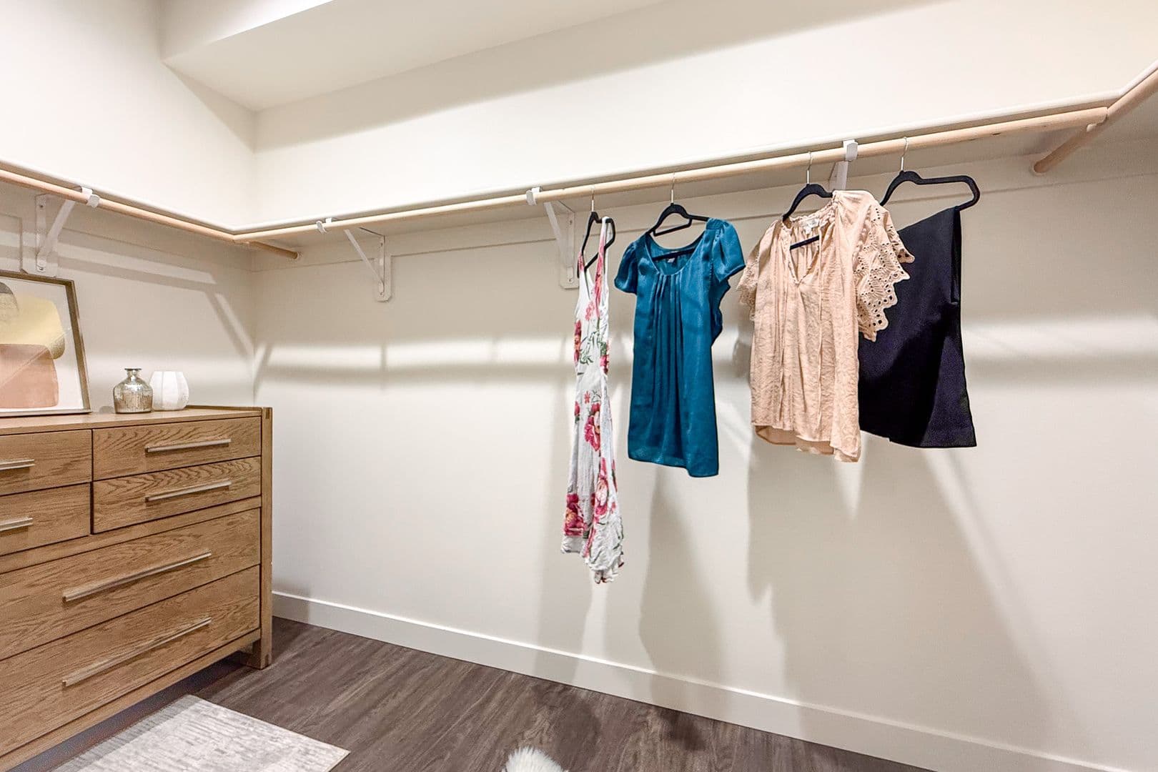 Kennewick Townhome: 212 N Elm St