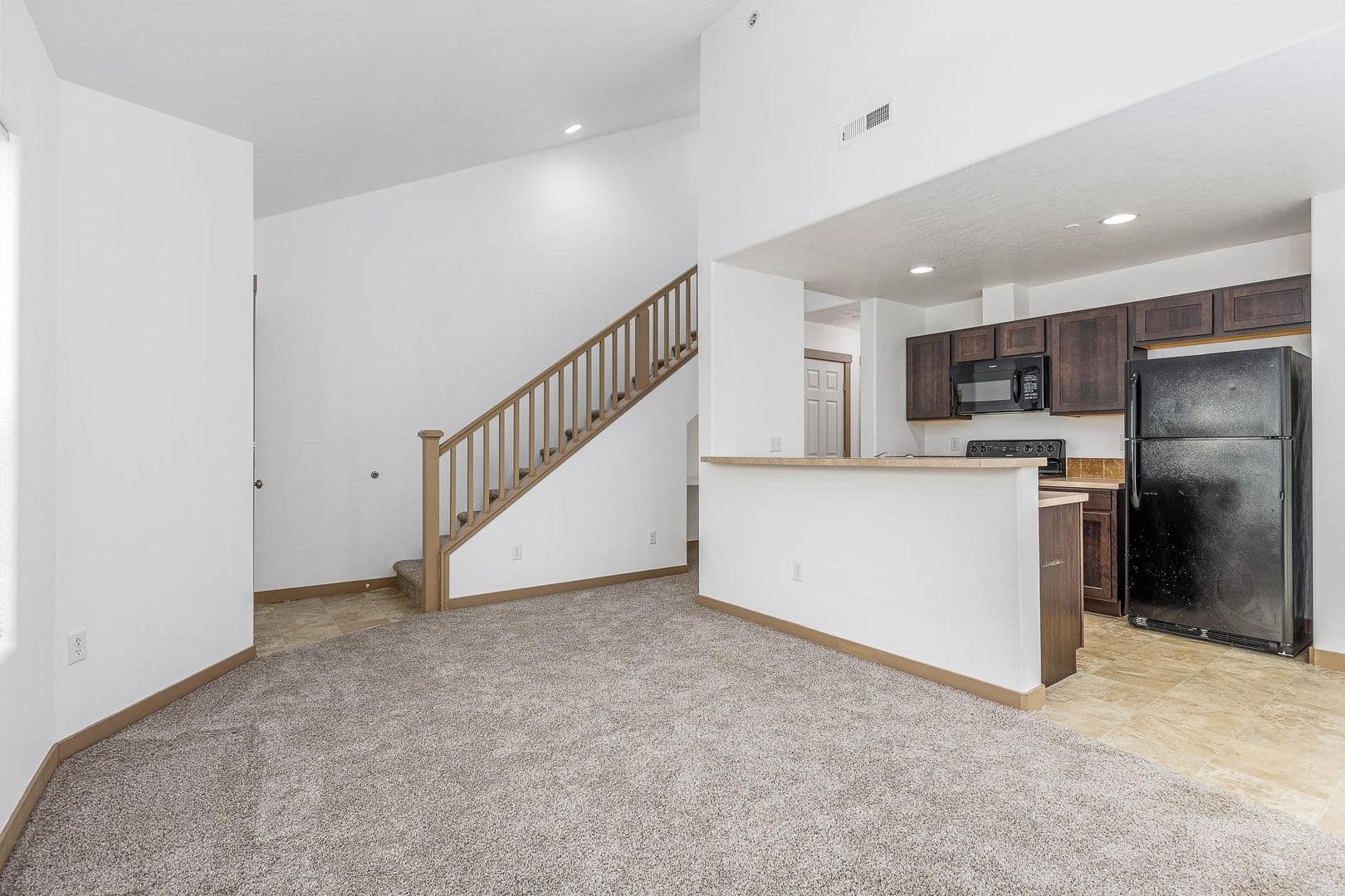 Kennewick Townhome: 3426 W 7th Ave
