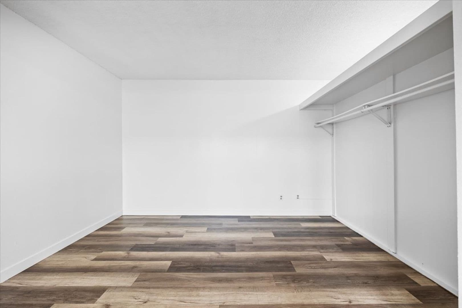 Walla Walla Apartment: 1501 W Rose Street
