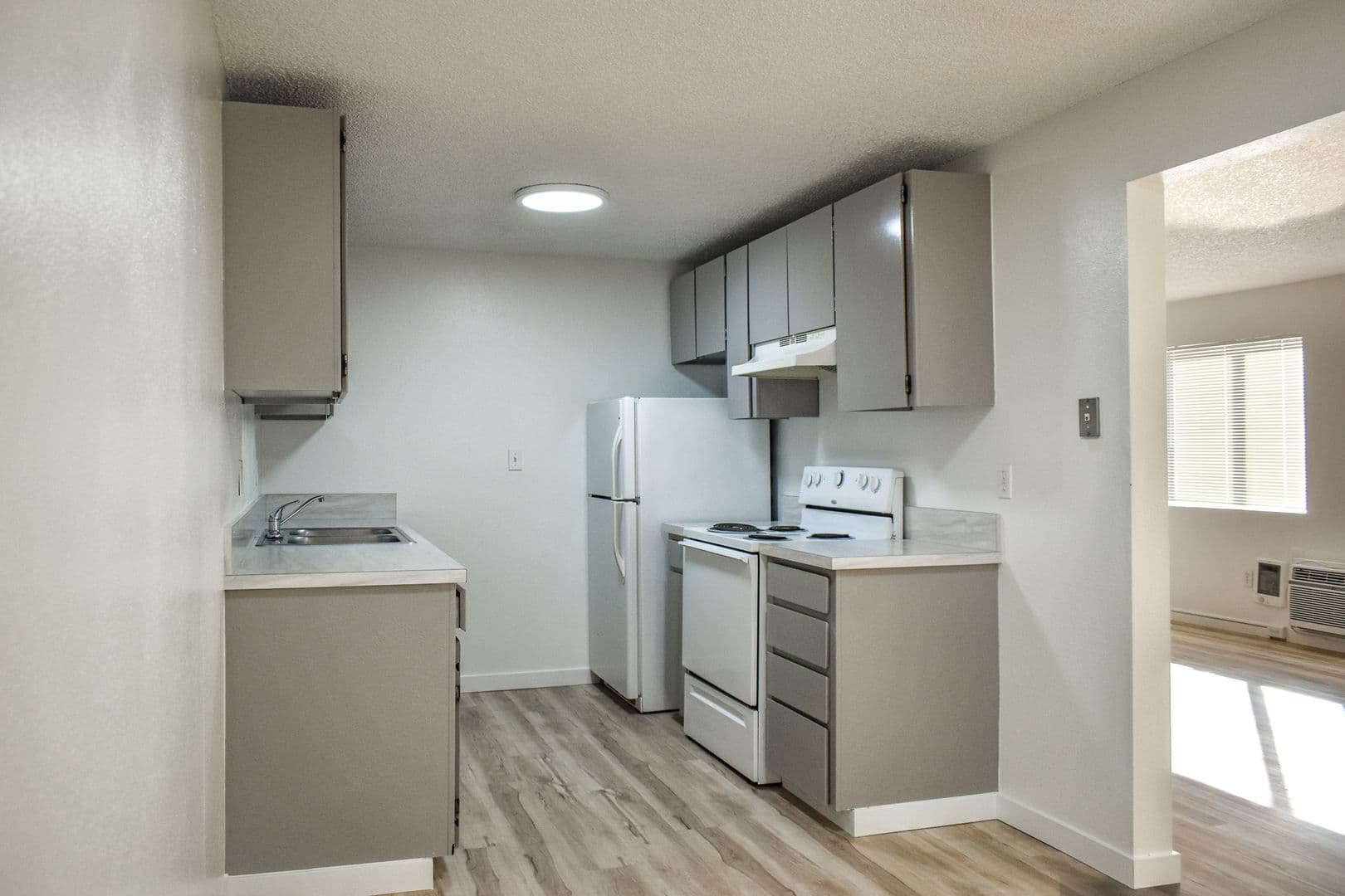 Walla Walla Apartment: 1501 W Rose Street