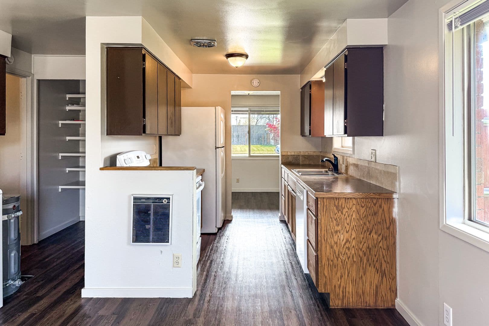 Kennewick Multiplex: 2106 W Grand Ronde Ave