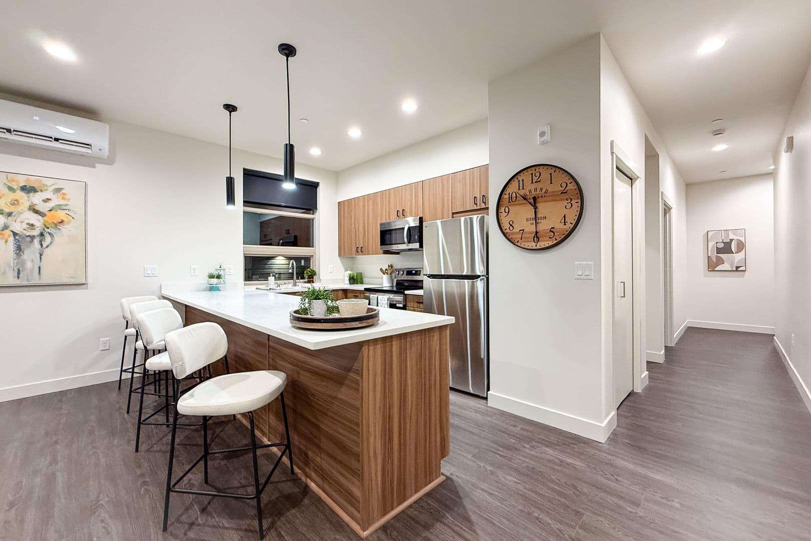 Kennewick Townhome: 212 N Elm St