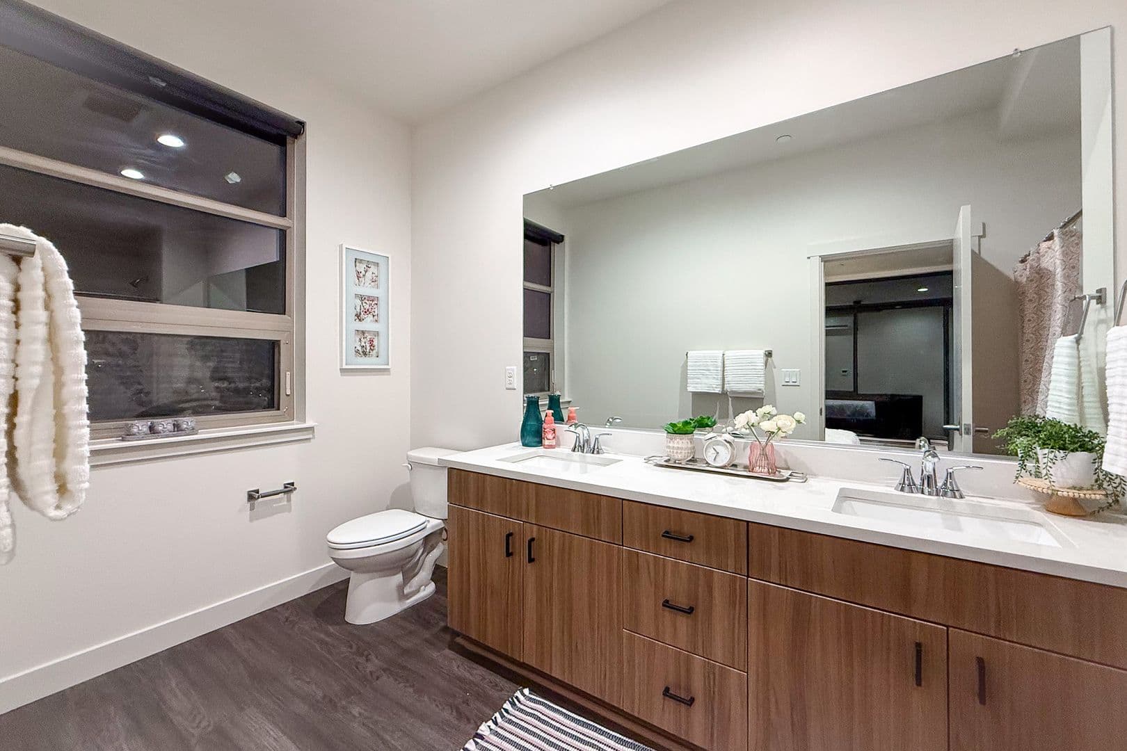 Kennewick Townhome: 212 N Elm St
