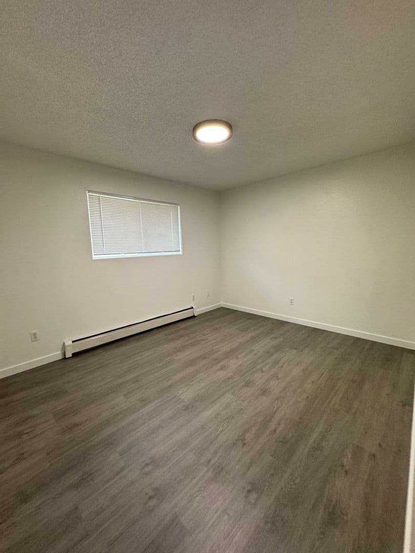 Clarkston Apartment: 1222 Highland Ave