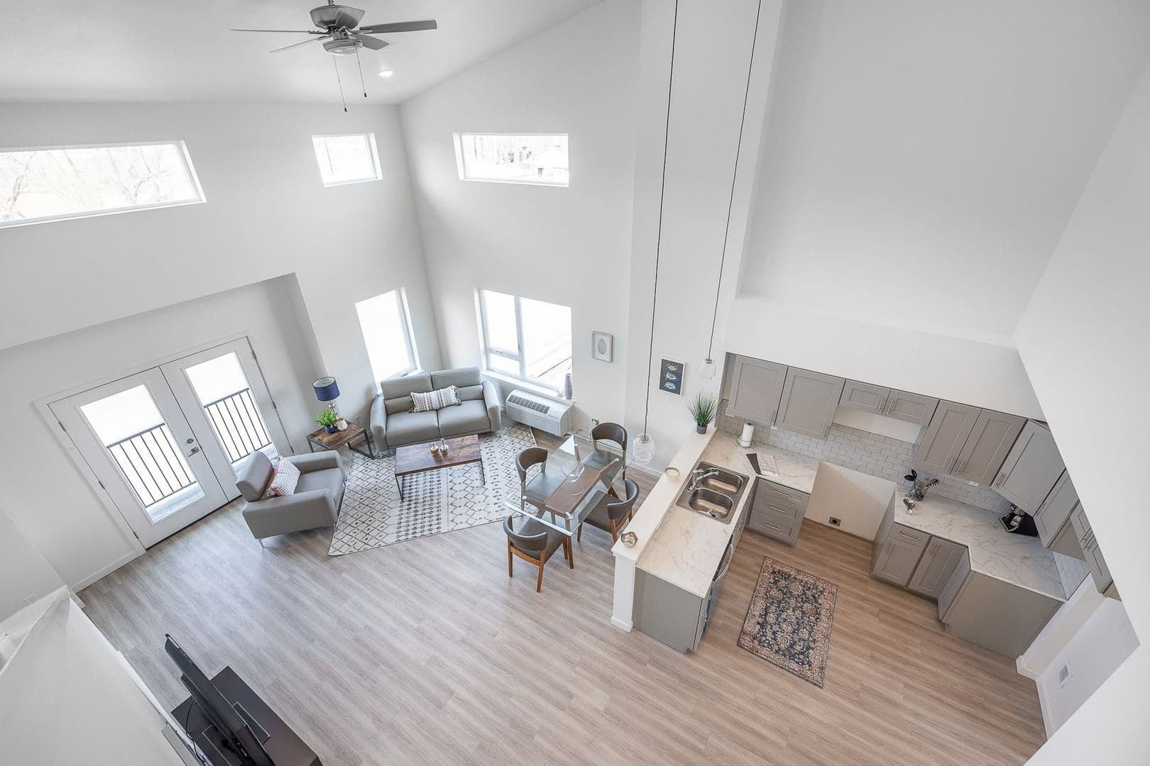 Richland Apartment: 1148 - 1156 Columbia Park Trail