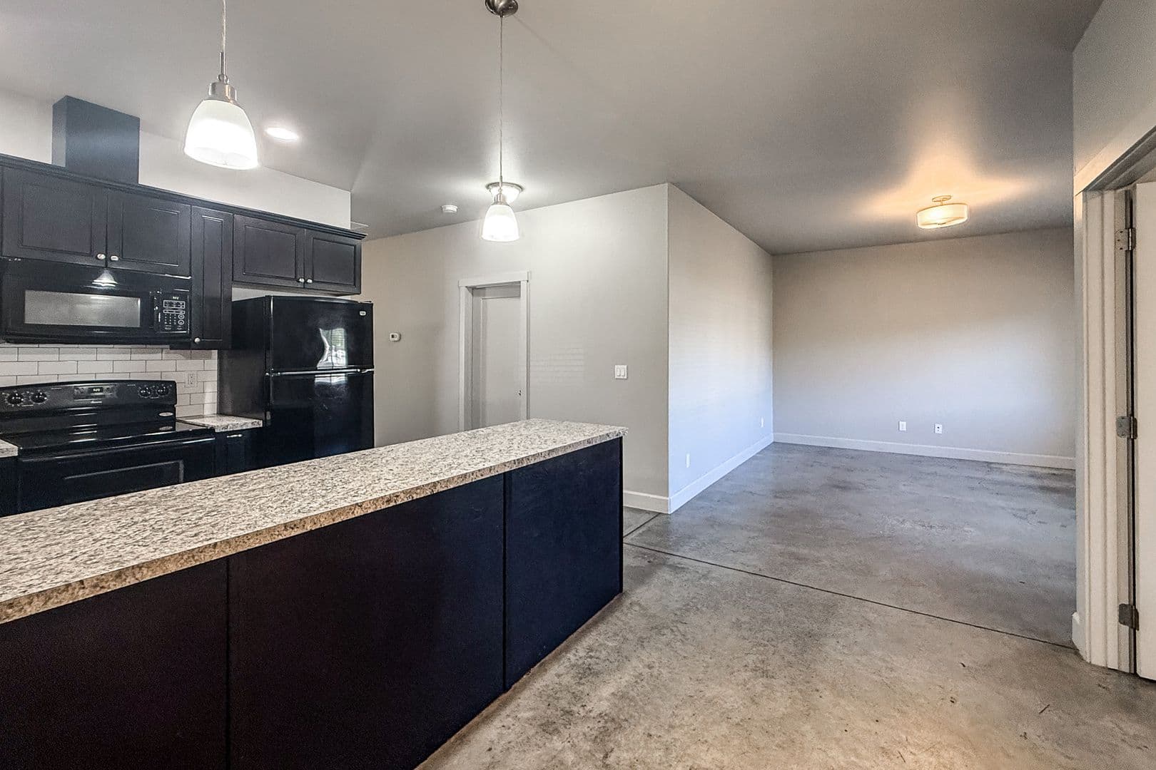 Richland Townhome: 701 Symons Street