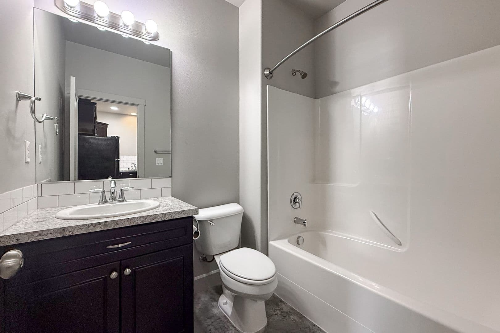 Richland Townhome: 701 Symons Street