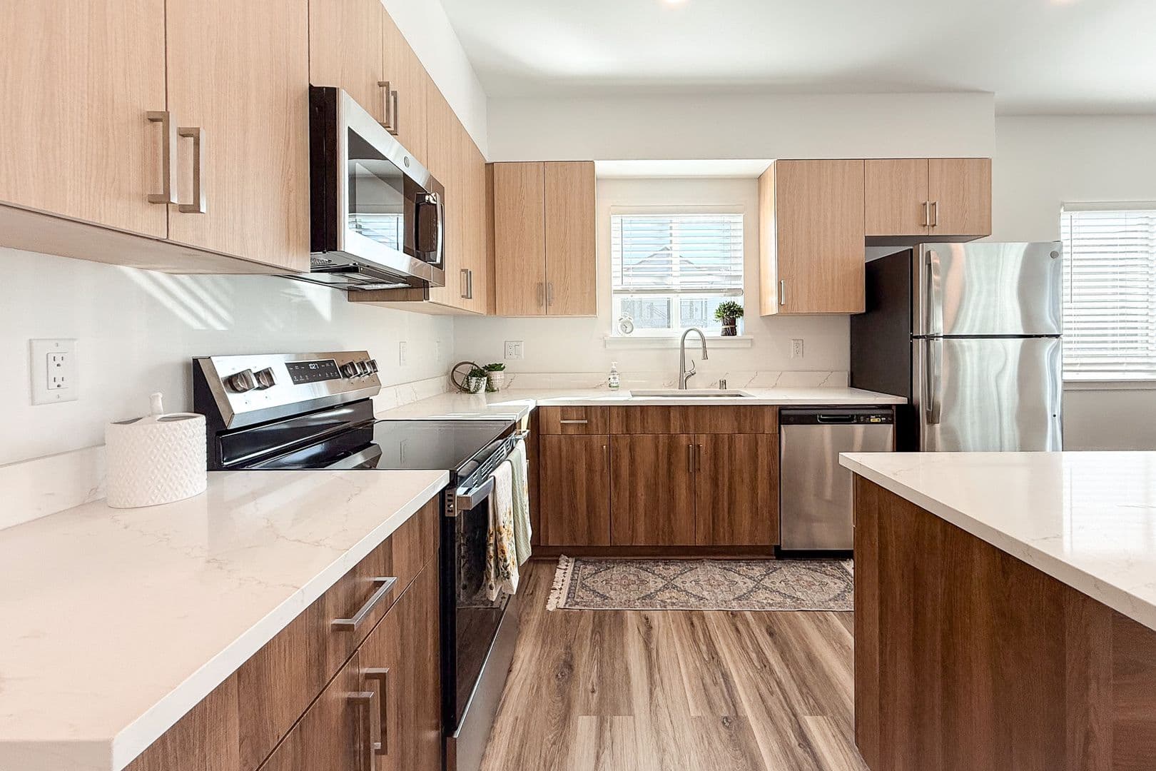 Kennewick Apartment: 3605 S Zintel Way