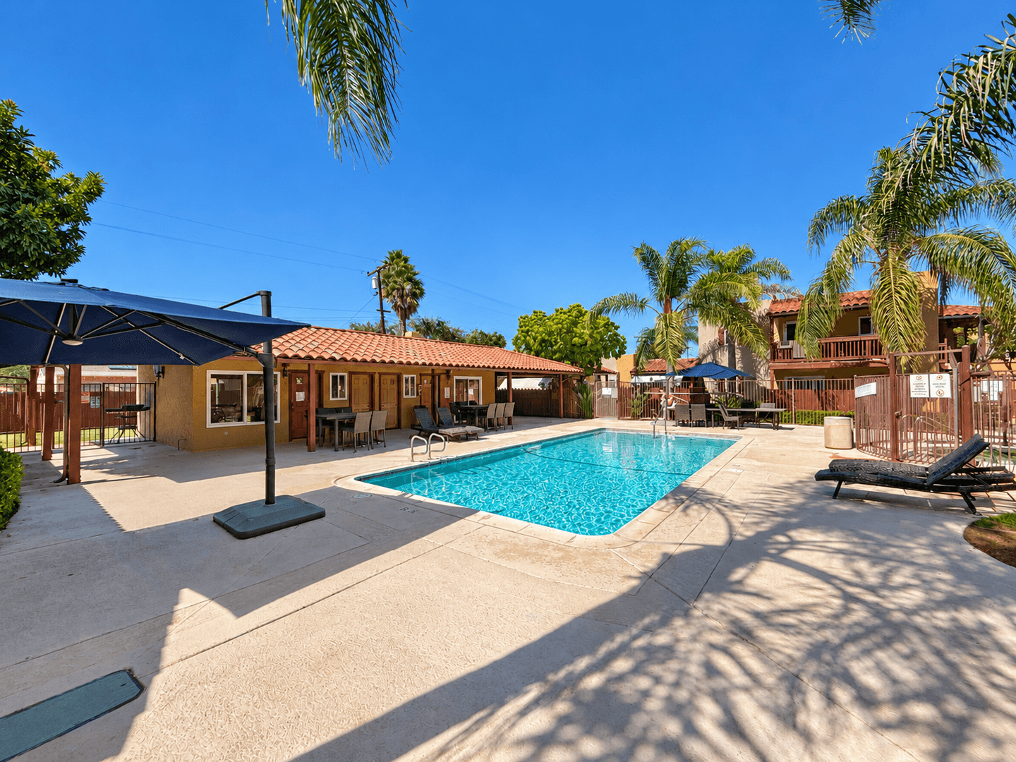 El  Cajon Apartment: 1000 Estes St