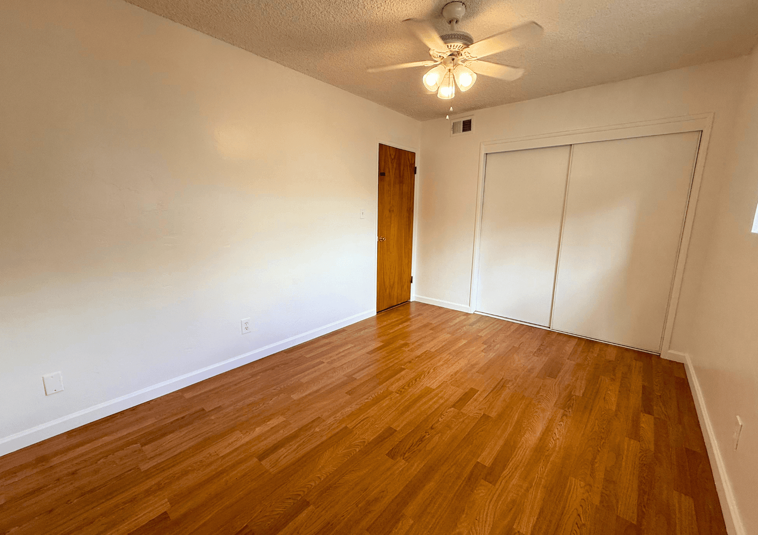 San Diego Apartment: 3974-80 Louisiana St