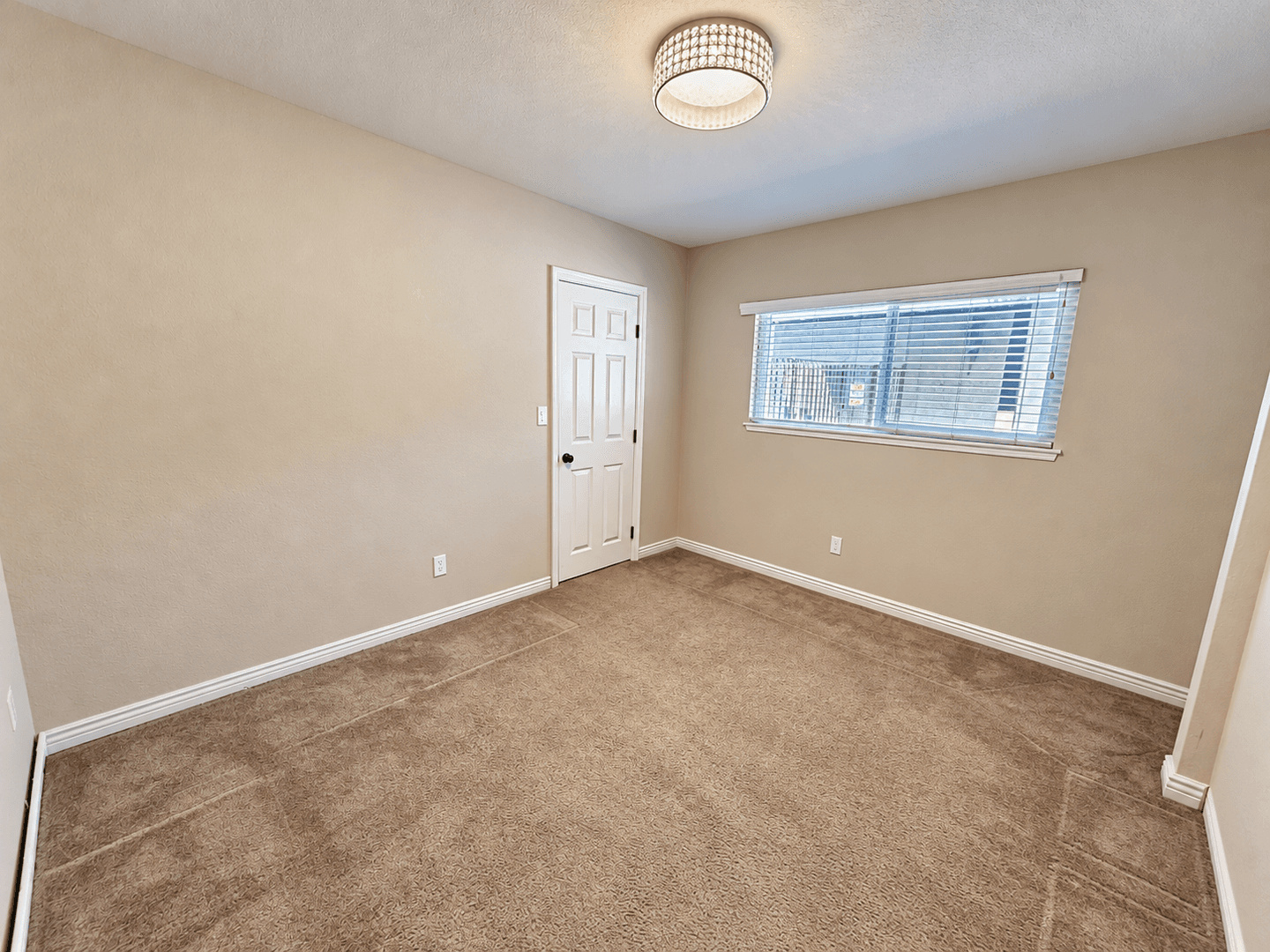 El  Cajon Apartment: 1000 Estes St