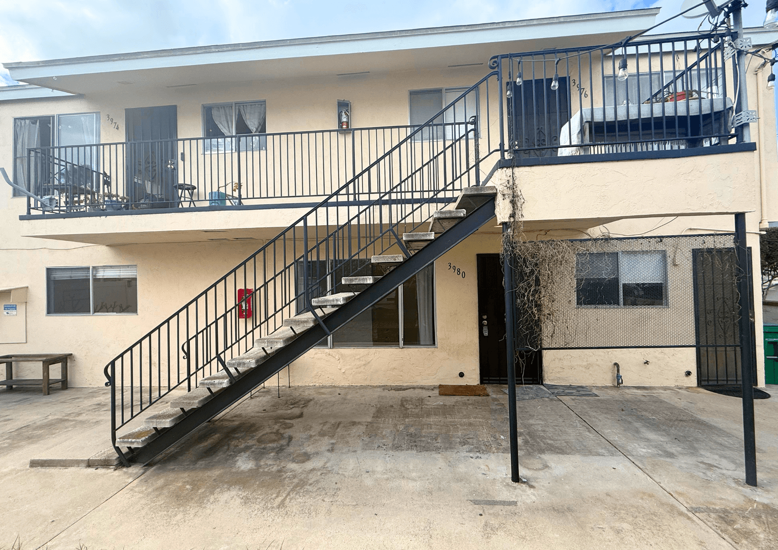 San Diego Apartment: 3974-80 Louisiana St