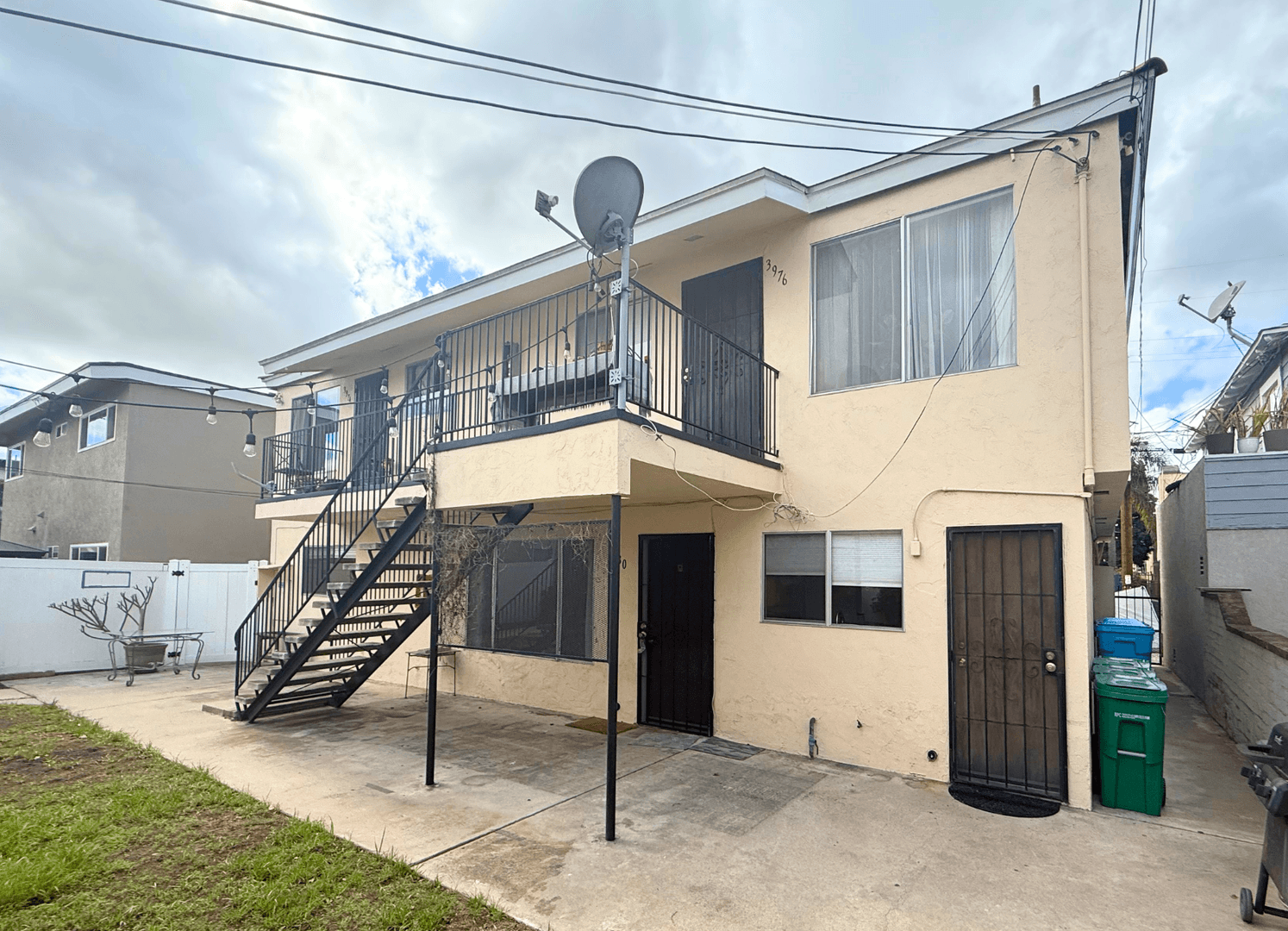 San Diego Apartment: 3974-80 Louisiana St