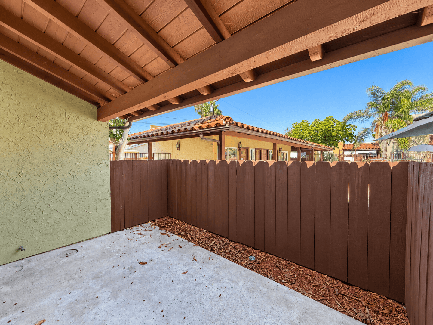 El  Cajon Apartment: 1000 Estes St