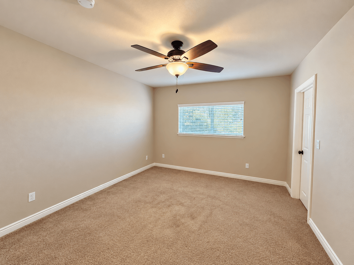 El  Cajon Apartment: 1000 Estes St
