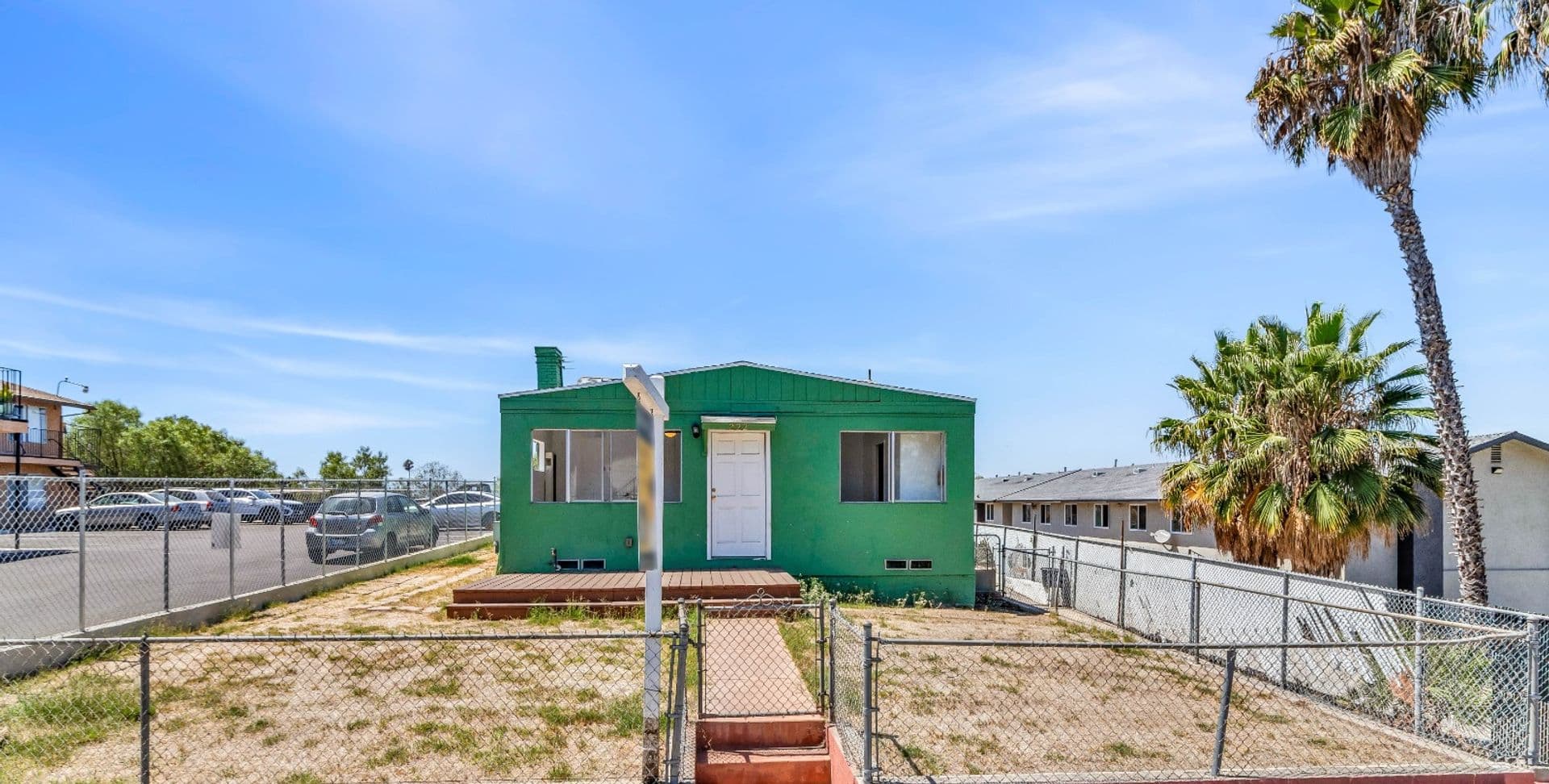 San Diego House: 222 Willie James Jones Ave