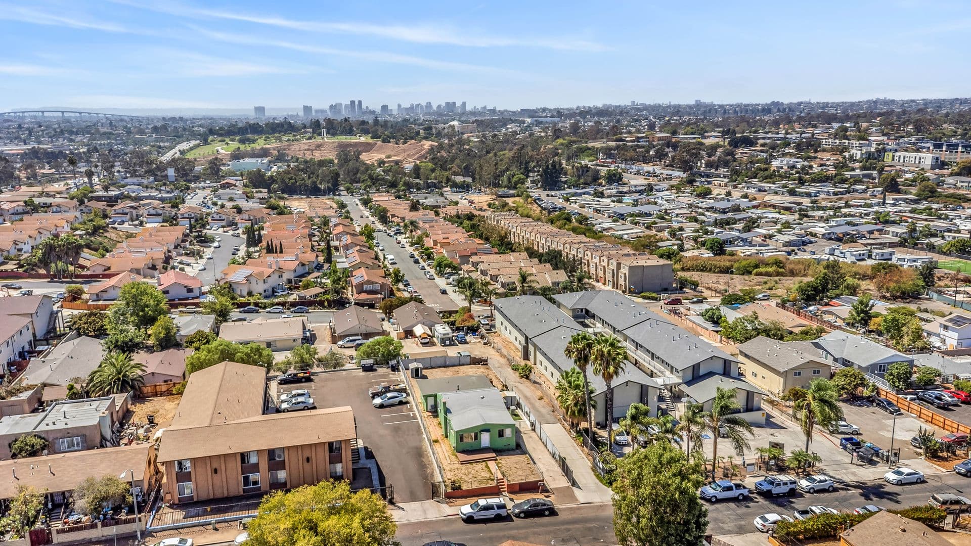 San Diego House: 222 Willie James Jones Ave
