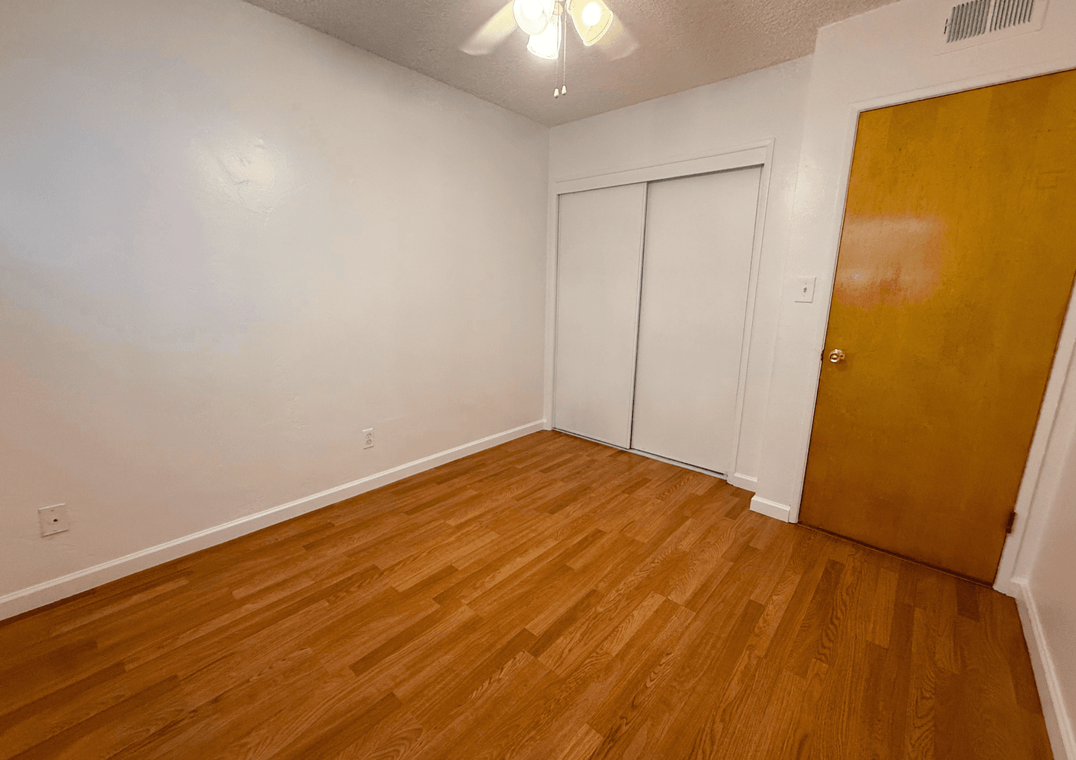 San Diego Apartment: 3974-80 Louisiana St
