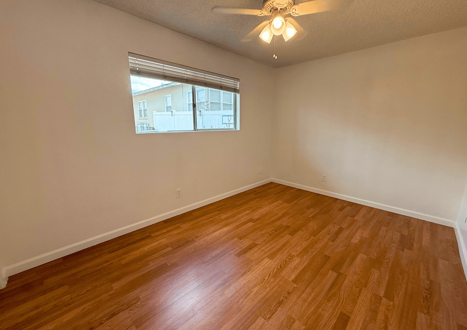 San Diego Apartment: 3974-80 Louisiana St