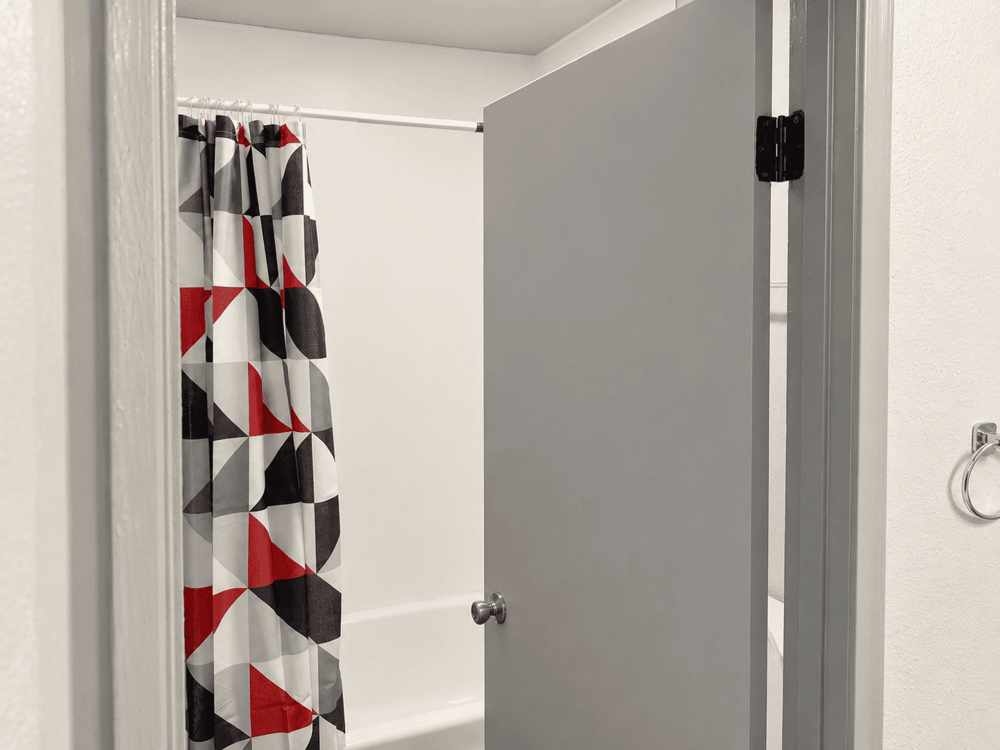 Pendleton Apartment: 74149 Barnhart RD