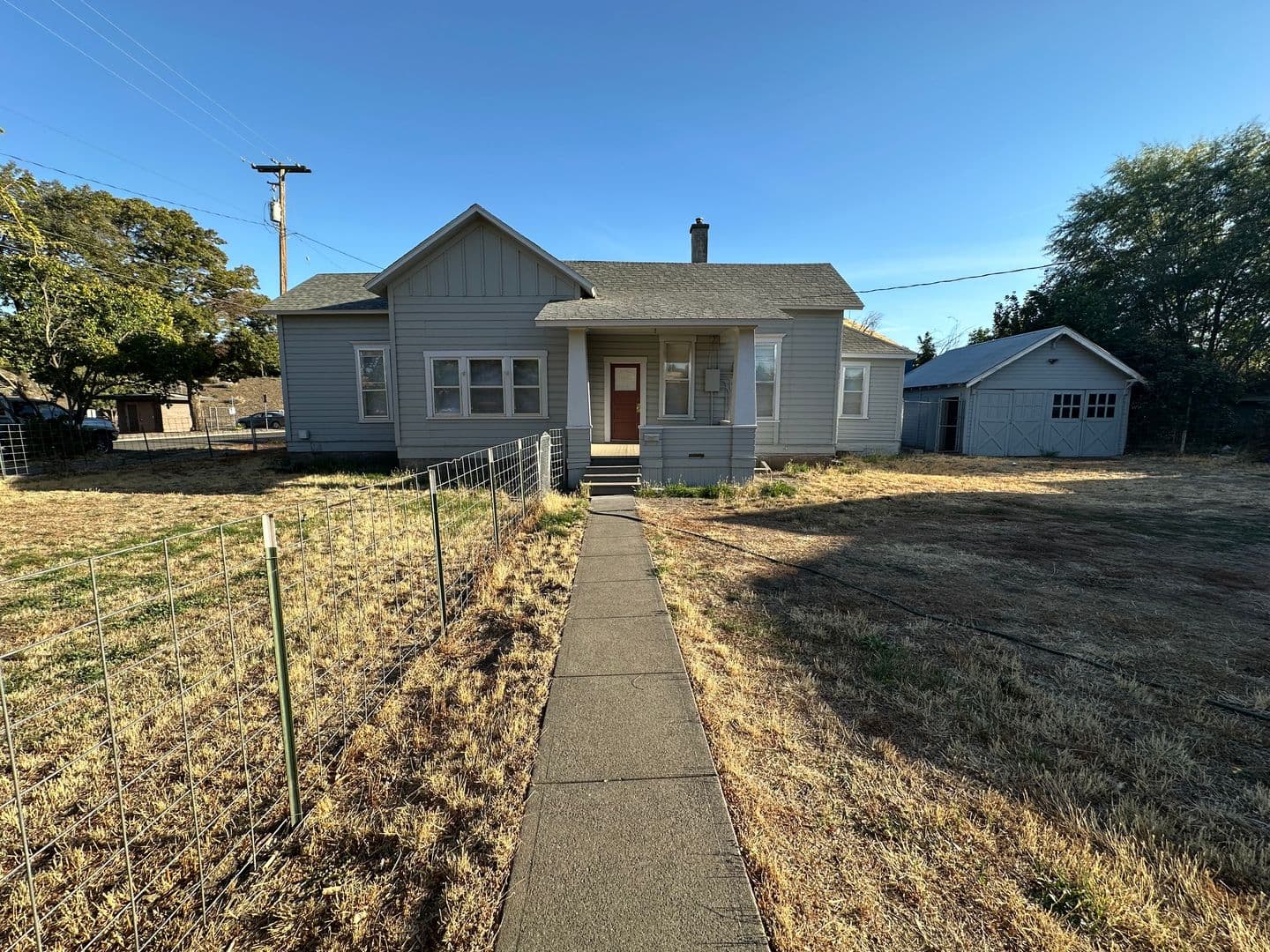 Pendleton House: 614 SE Emigrant