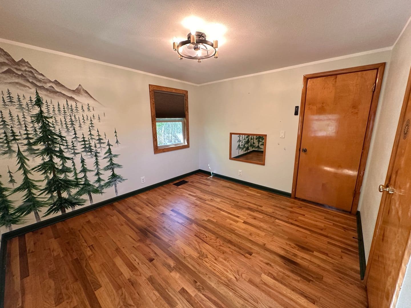 Pendleton House: 513 SE 12th Drive