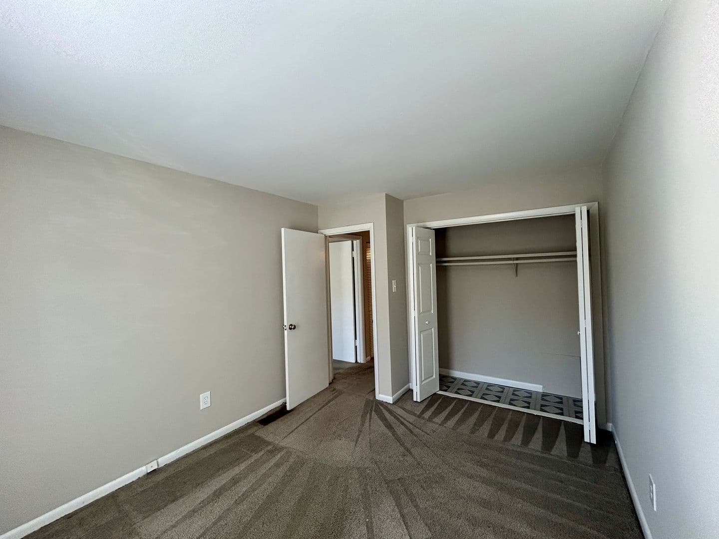 Richmond Apartment: 3510 Chamberlayne Ave