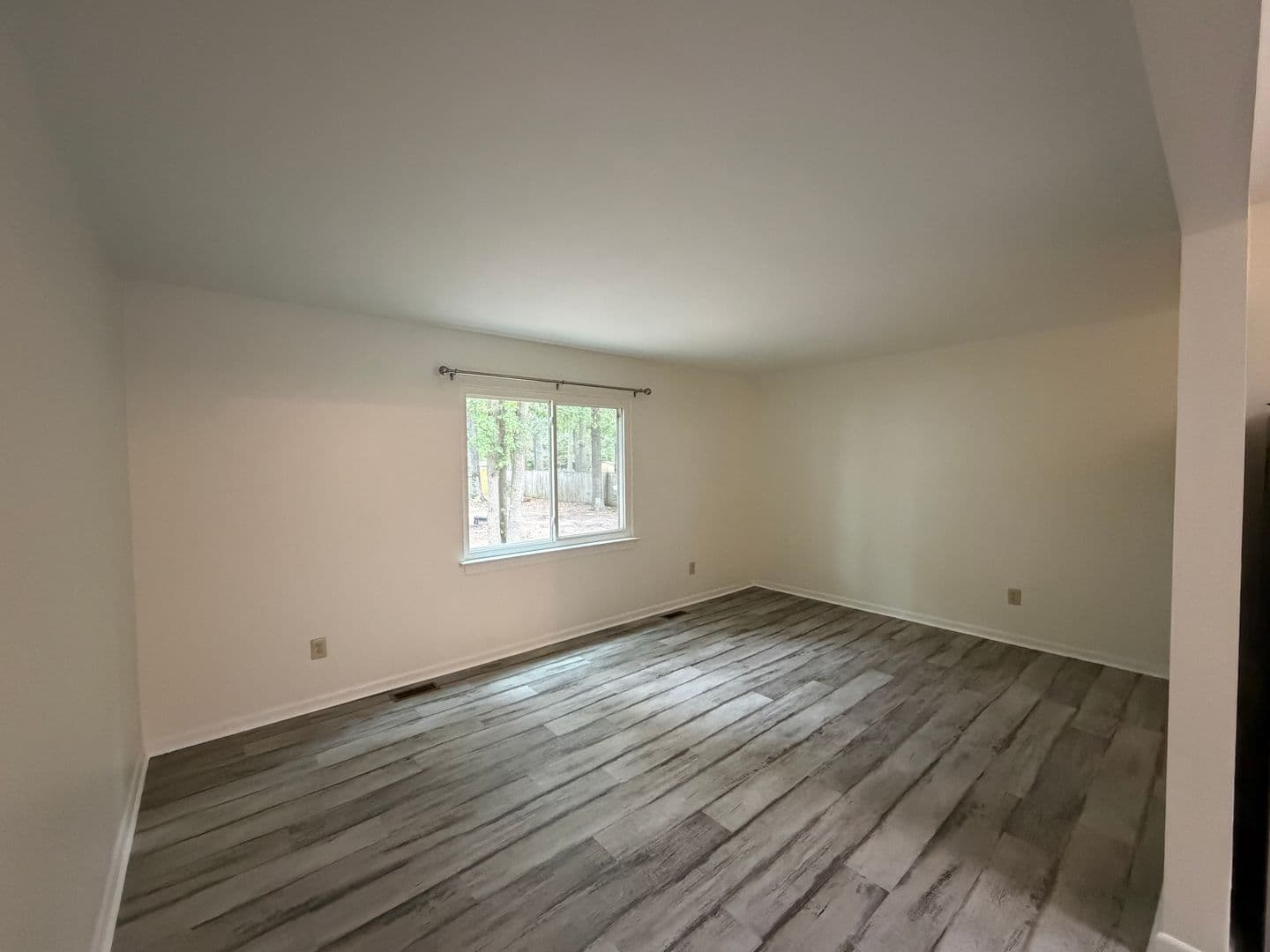 Richmond House: 9342 Lost Forest Drive