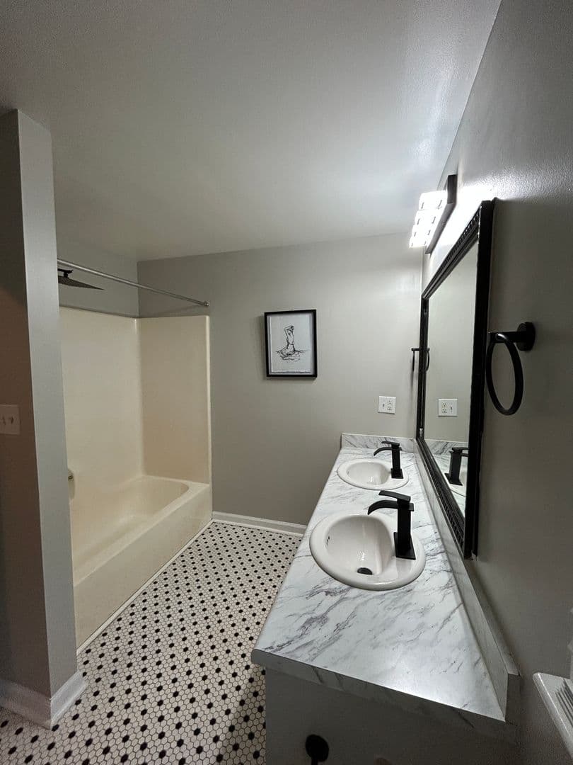 Richmond House: 10012 Copperwood Court