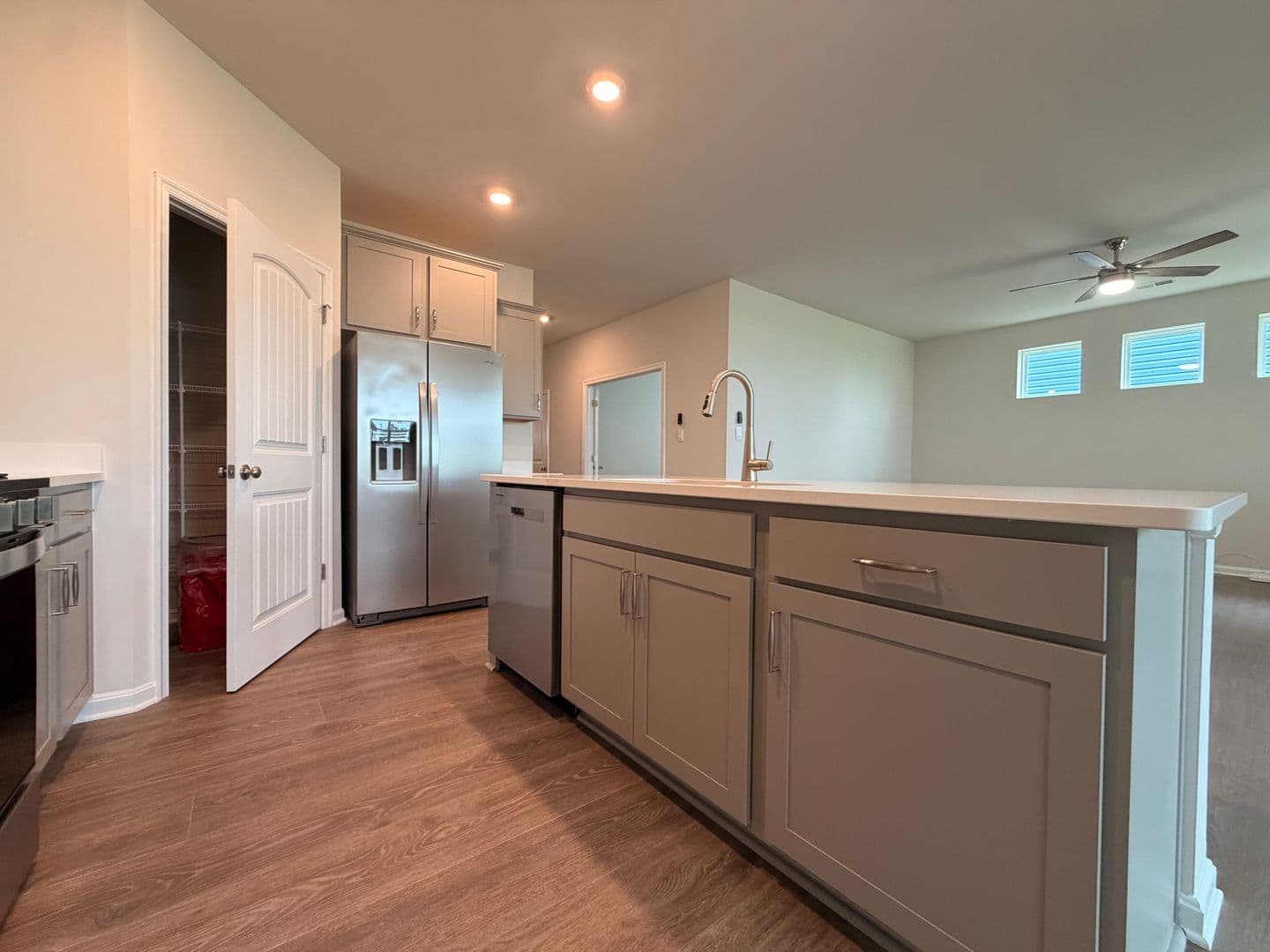 Millville House: 15118 Willow Wood Court