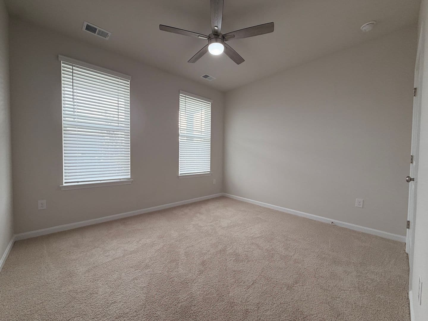 Millville House: 15118 Willow Wood Court