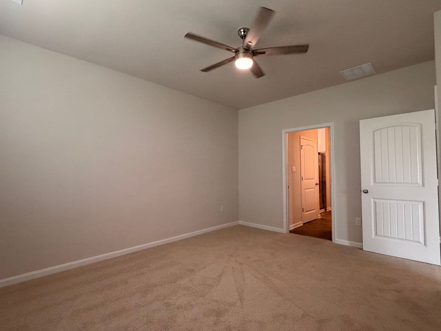 Millville House: 15118 Willow Wood Court