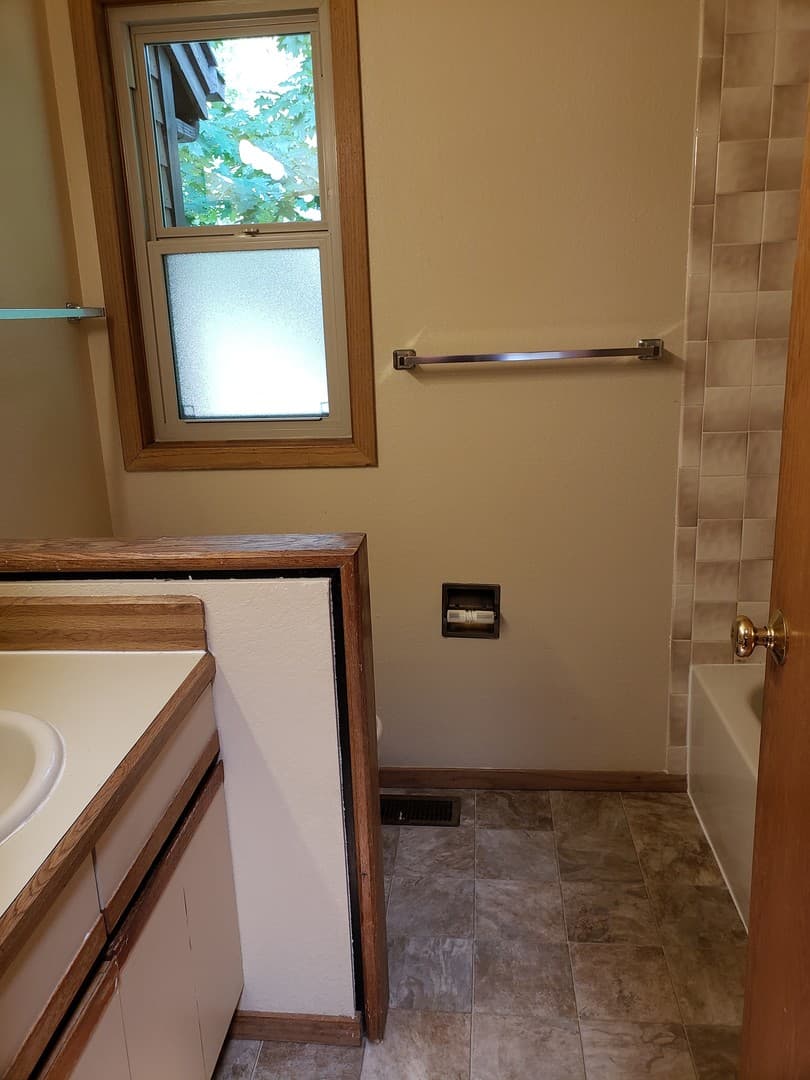 Boulder House: 3895 Birchwood