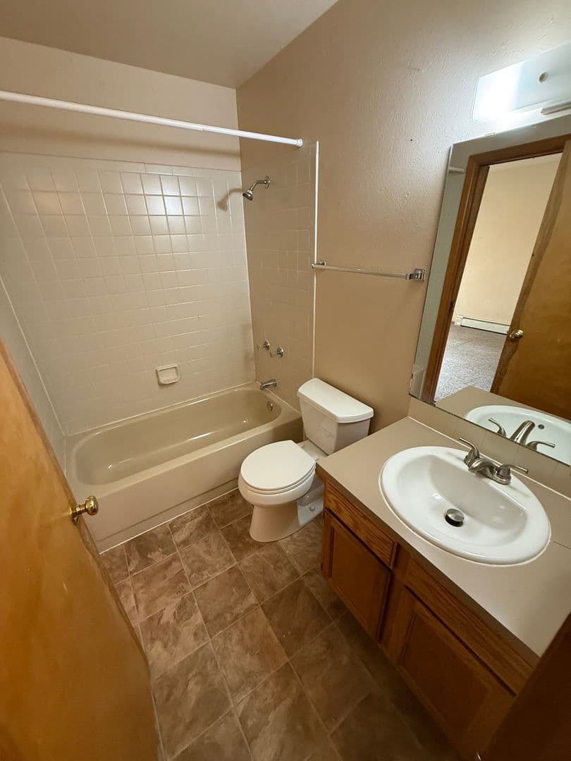 Boulder House: 3131 Bell Dr
