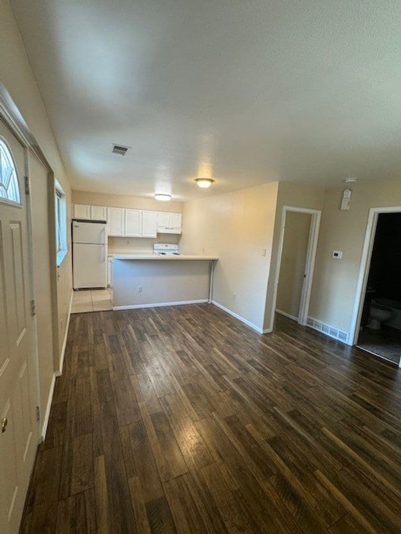 Boulder Apartment: 2227 Arapahoe Ave